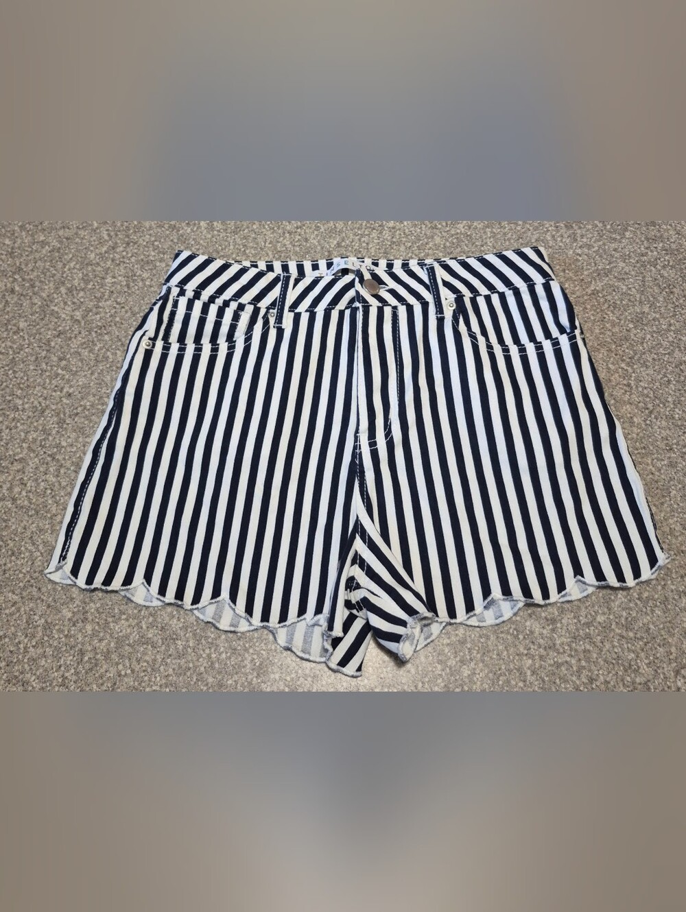 Womens Tinseltown Shorts Size 3